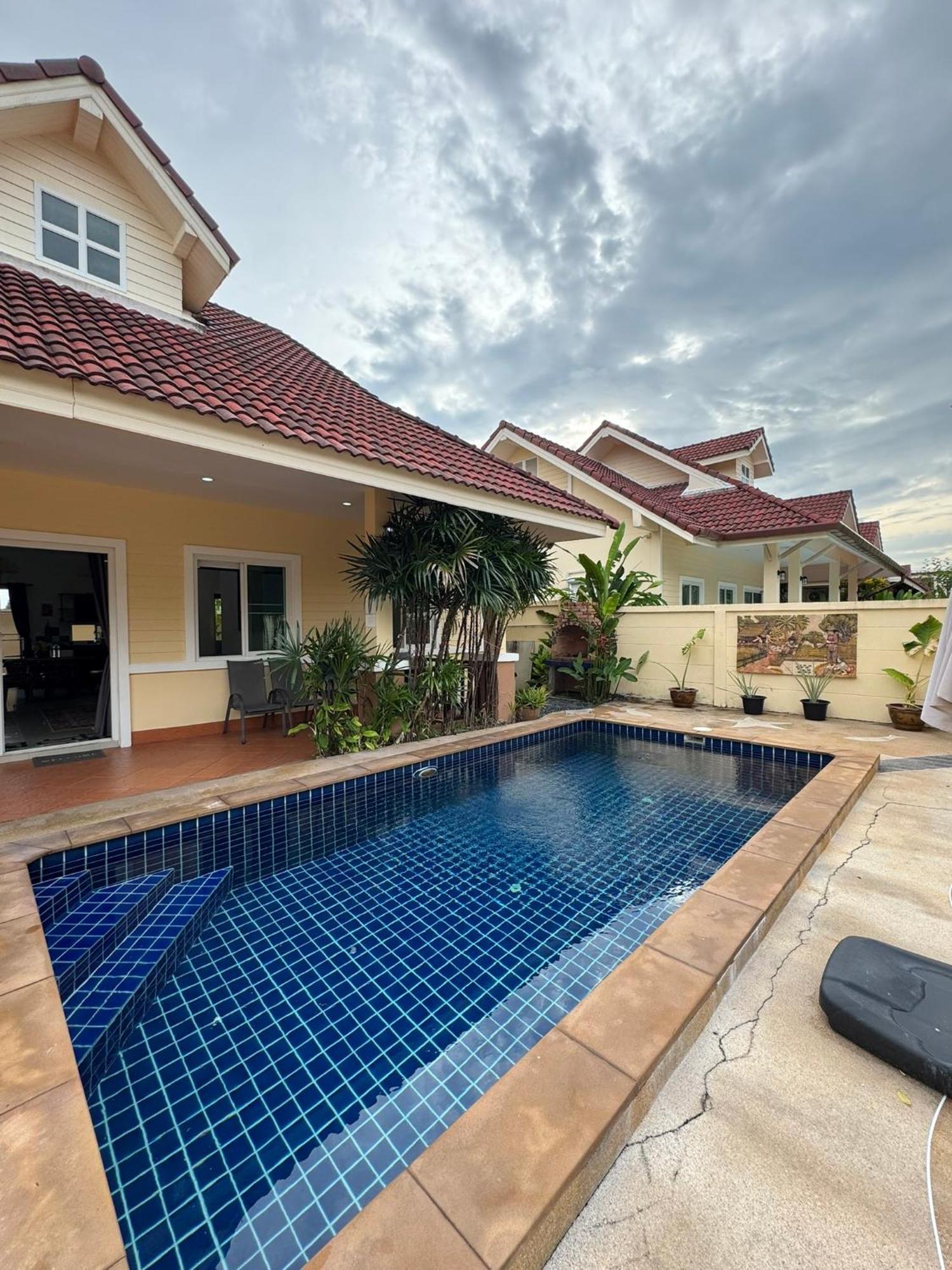 Relax Private Pool Villas - 4 Bedroom Villas Ao Nang Esterno foto