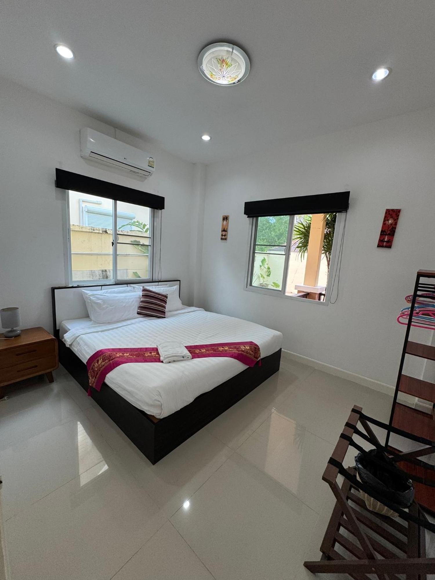 Relax Private Pool Villas - 4 Bedroom Villas Ao Nang Esterno foto